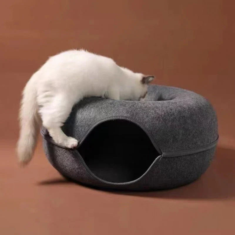 Aven 2-in-1 Donut Cat Bed